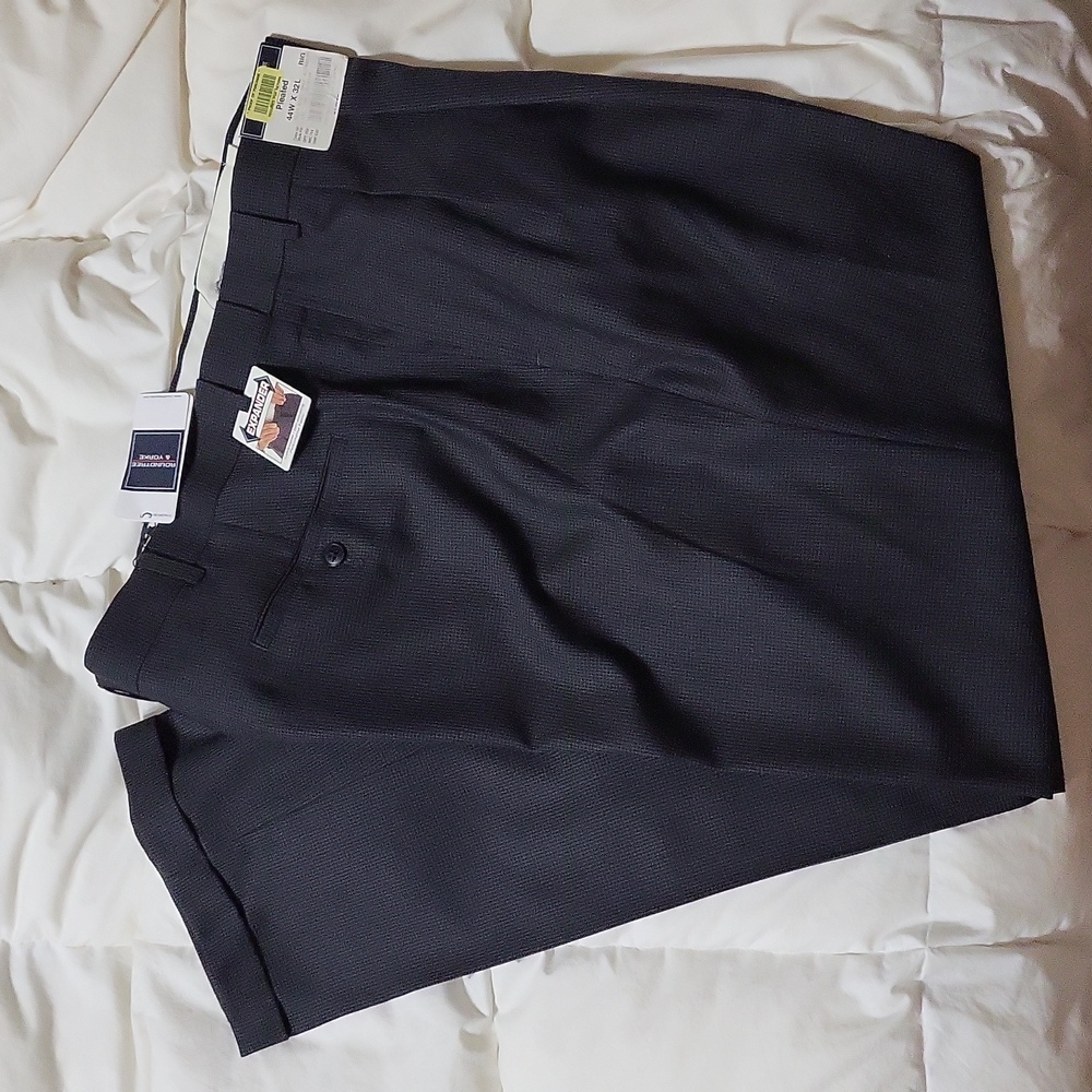 Roundtree & Yorke men's pants, 44W X 32L BIG, Grey